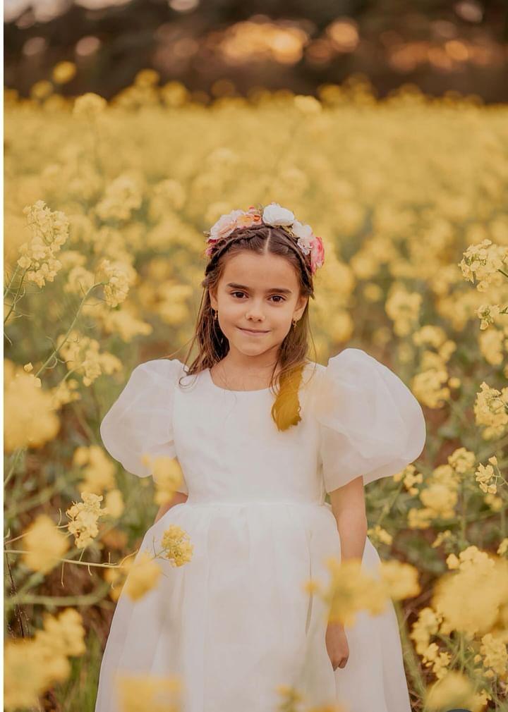 Vestido Infantil Bella – Destaque na Vogue Austrália | Festa, Batizado e Ocasiões Especiais