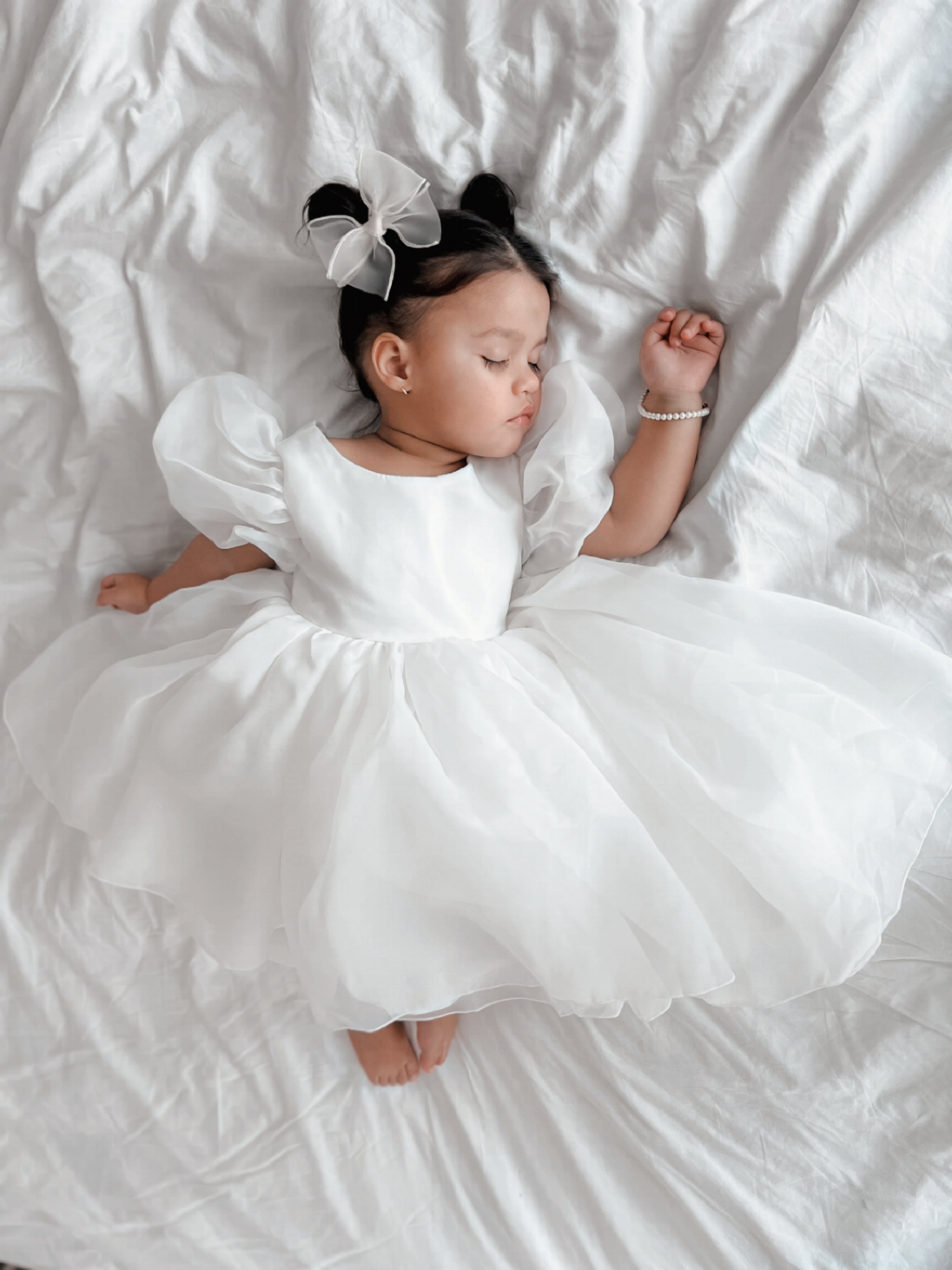 Vestido Infantil Bella – Destaque na Vogue Austrália | Festa, Batizado e Ocasiões Especiais