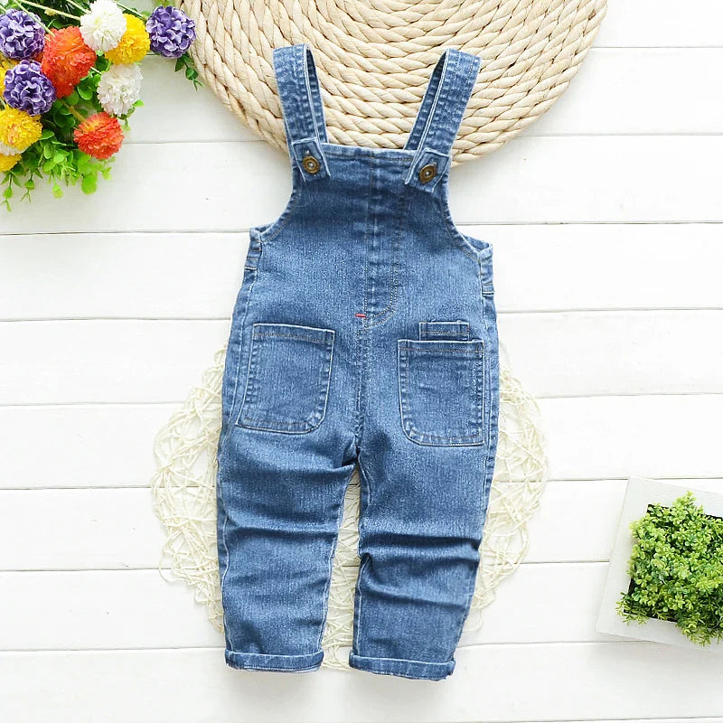 Overall MiniExplorer – Jeans Confortável para Aventuras Diárias