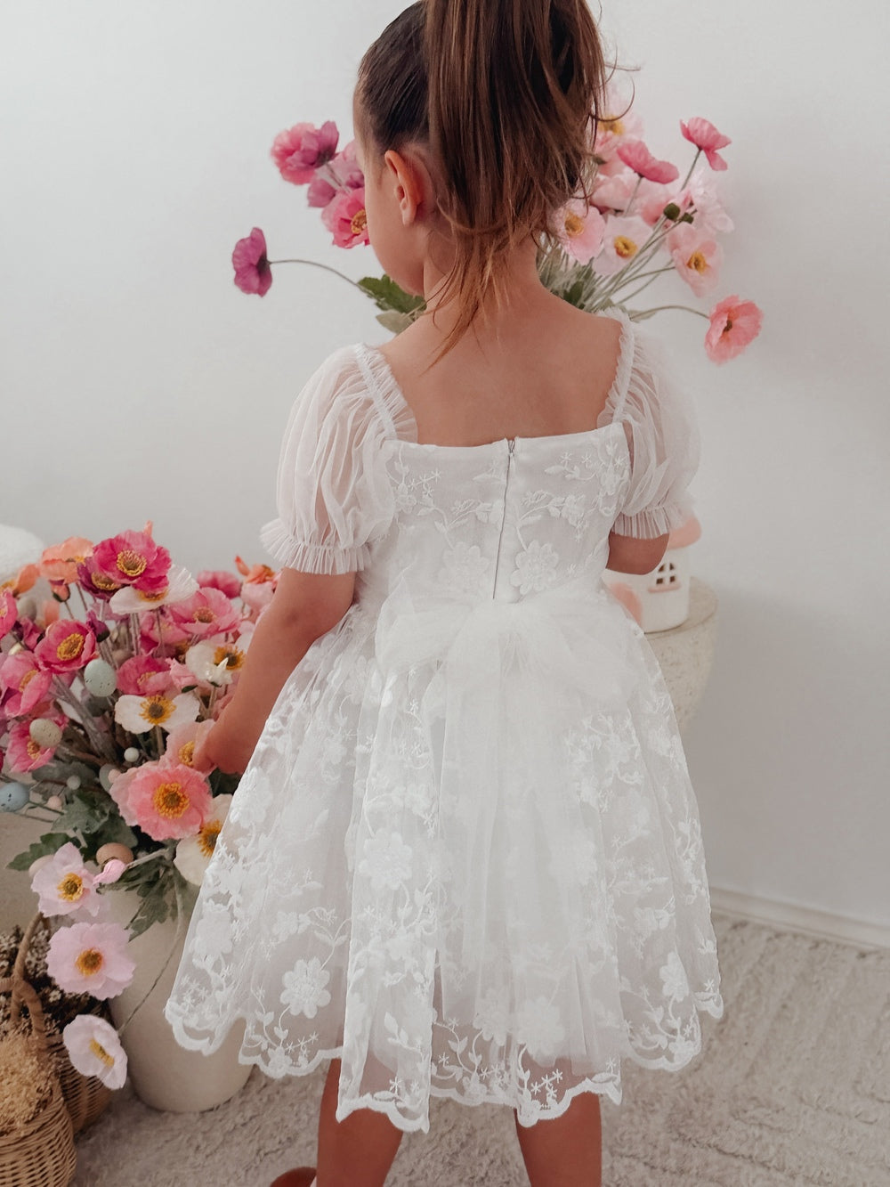 Vestido Branco Arielle — Meninas