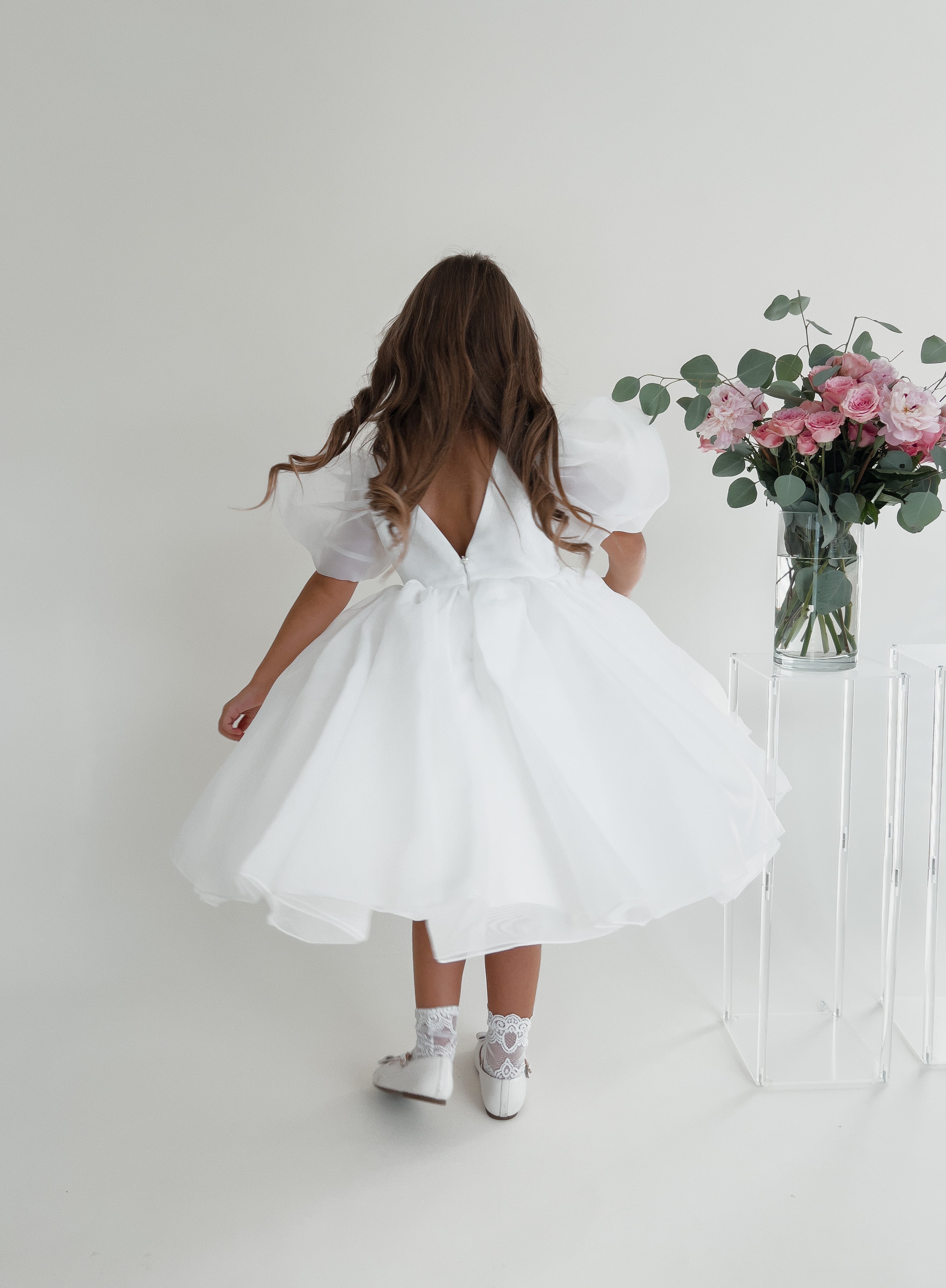 Vestido Infantil Bella – Destaque na Vogue Austrália | Festa, Batizado e Ocasiões Especiais