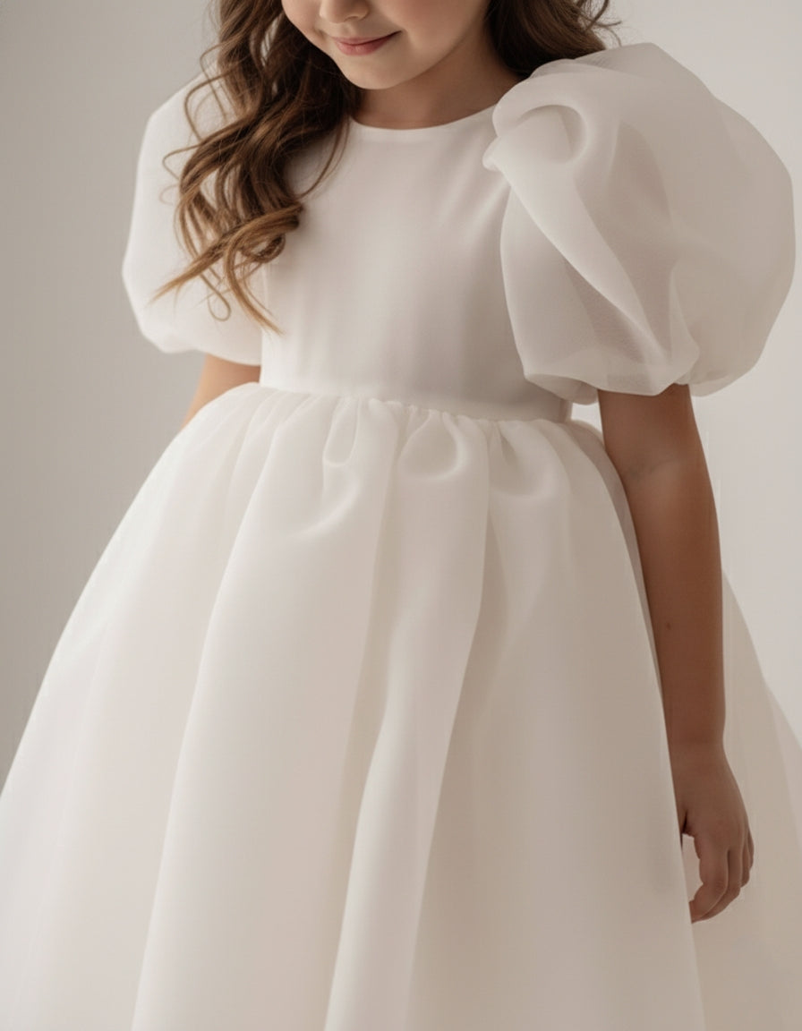 Vestido Infantil Bella – Destaque na Vogue Austrália | Festa, Batizado e Ocasiões Especiais
